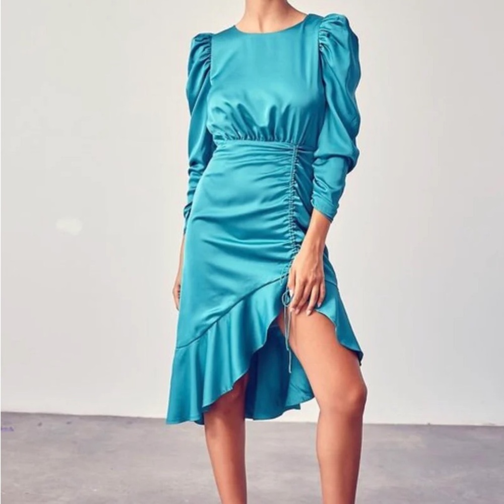 DO+BE Elegant Teal Ruched Dress